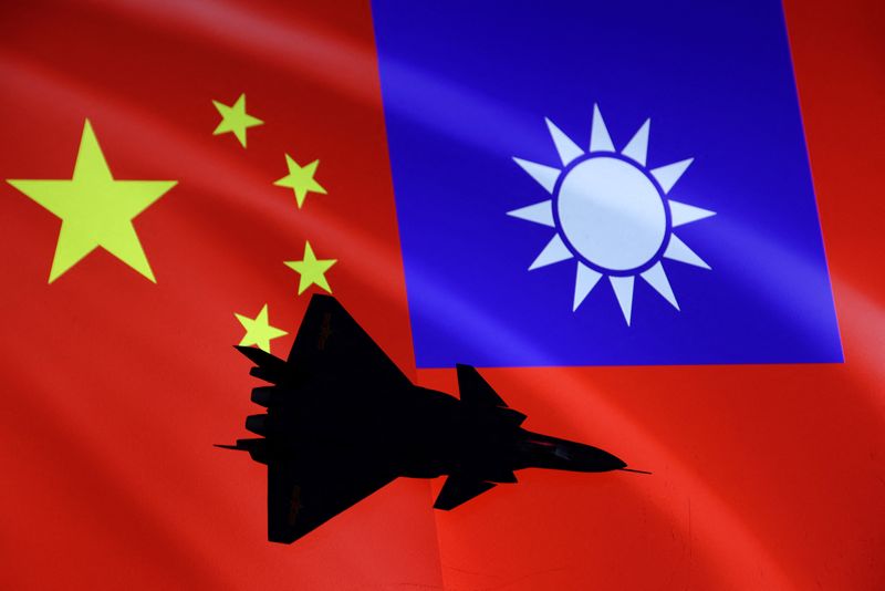 Taiwan reports Chinese 'combat patrols' ahead of China-US talks
