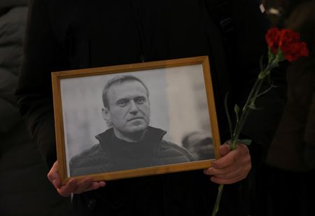 Analysis-Navalny's death deprives Russia's opposition of a leader and hope