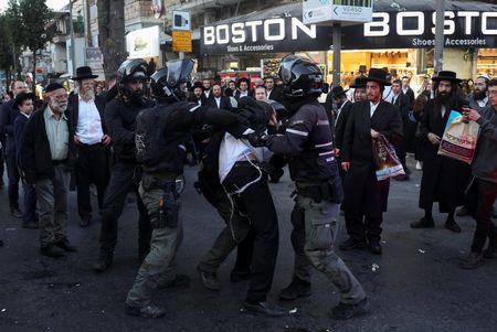 Israel central bank says ultra-Orthodox need to join military to help economy