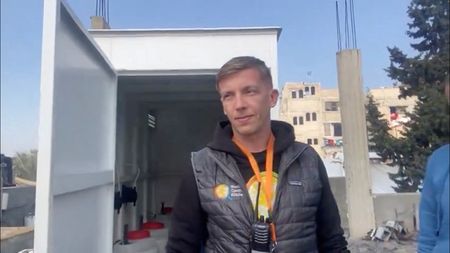 tagreuters.com2024binary_LYNXNPEK3202K-VIEWIMAGE
