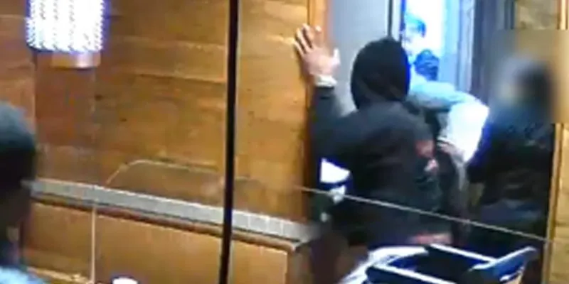 Female IHop Worker Slashed With Knife in New York City for Asking Man to Wear Face mask Female IHop Worker Slashed With Knife in New York City for Asking Man to Wear Face mask