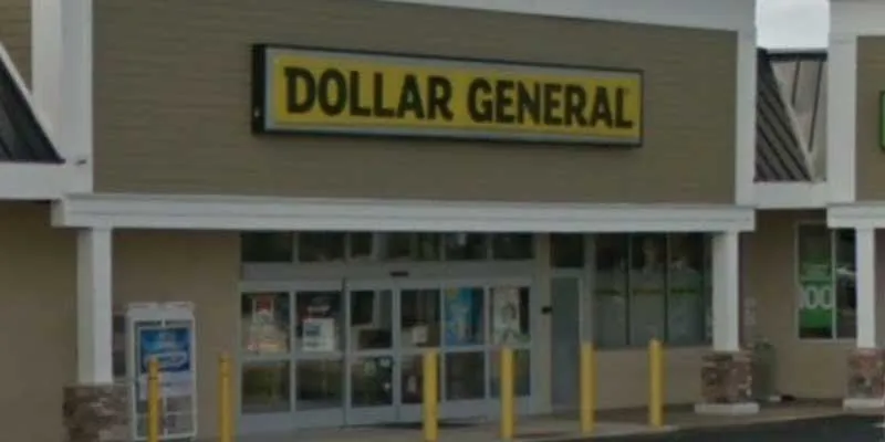 Man charged after threatening Dollar General employees with knife Man charged after threatening Dollar General employees with knife