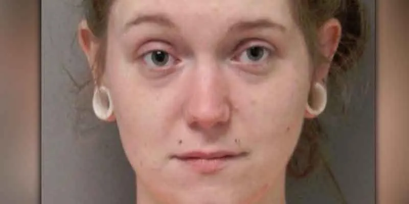 Delmar woman stabbed man during argument inside home Delmar woman stabbed man during argument inside home
