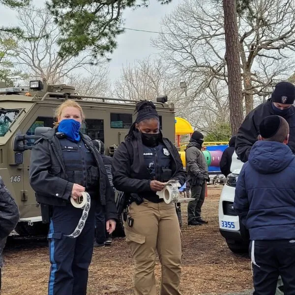 Thousands attend Lakewood Shomrim event in violation of executive orders limiting outdoor gatherings Thousands attend Lakewood Shomrim event in violation of executive orders limiting outdoor gatherings