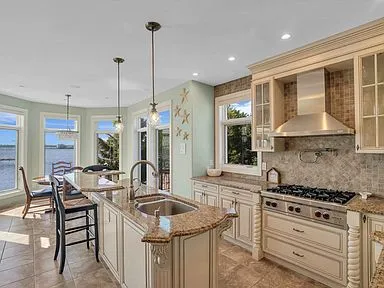 Five homes selling for over a million dollars in Toms River Five homes selling for over a million dollars in Toms River