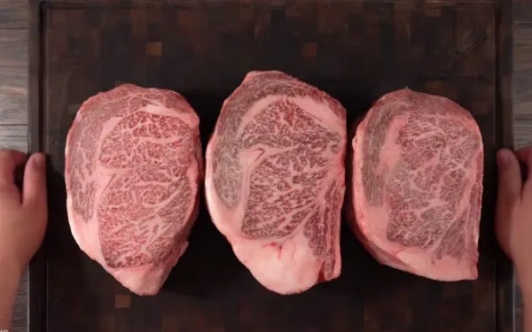 Chef dry ages three most expensive steaks then he boils them in water...why? Chef dry ages three most expensive steaks then he boils them in water...why?