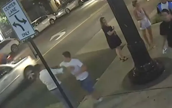 Police seeking to identify Columbus assault suspects Police seeking to identify Columbus assault suspects