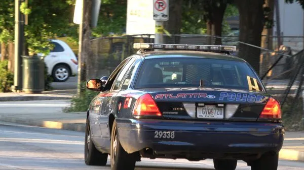 One stabbed on Jonesboro Road this morning in Atlanta One stabbed on Jonesboro Road this morning in Atlanta