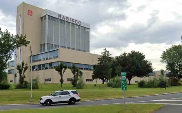 Nabisco’s New Jersey factory shutting down today ceasing local Oreo production Nabisco
