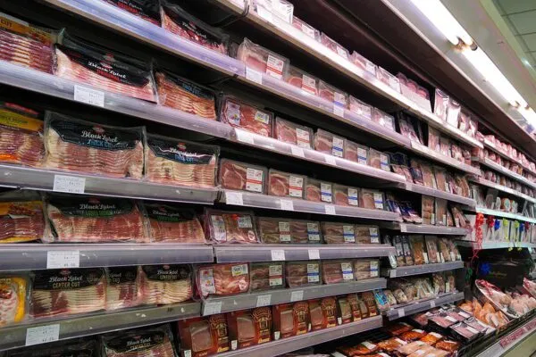 Bacon under fire! California law targets pork and threatens farmers with jail time Bacon under fire! California law targets pork and threatens farmers with jail time