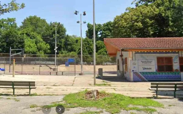 Philadelphia teen girl shot in head while playing basketball in park Philadelphia teen girl shot in head while playing basketball in park