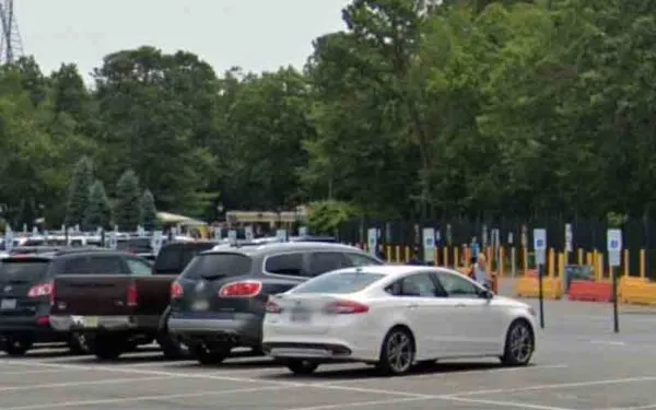 Jackson police respond to fight at Great Adventure parking lot Jackson police respond to fight at Great Adventure parking lot