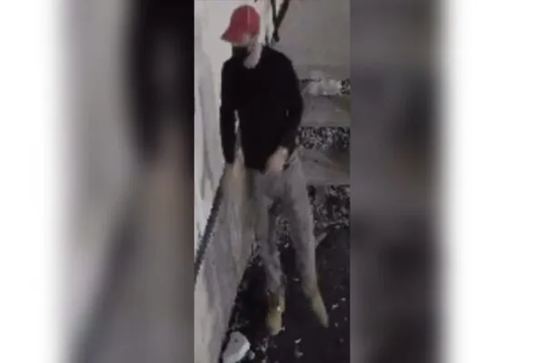 Suspect wanted for trailer burglary on Christopher Columbus Boulevard Suspect wanted for trailer burglary on Christopher Columbus Boulevard