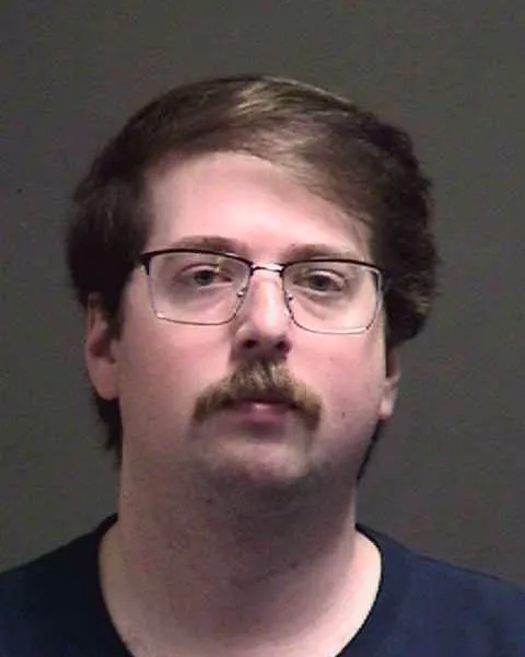 Not-so-nice Niceville man got his kicks on Kik sharing pictures of children, cops say Not-so-nice Niceville man got his kicks on Kik sharing pictures of children, cops say