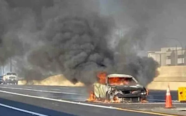 Car fire stops traffic on I-4 West in Orlando Car fire stops traffic on I-4 West in Orlando
