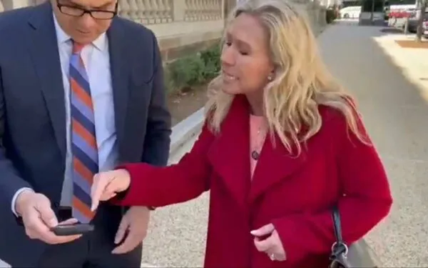CNN's Jim Acosta Stalks Female Congresswoman and it Blows Up on Him CNN's Jim Acosta Stalks Female Congresswoman and it Blows Up on Him