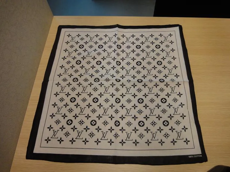 Counterfeit Scarves Worth Over $285K Seized The counterfeit scarves are valued at $285,000.