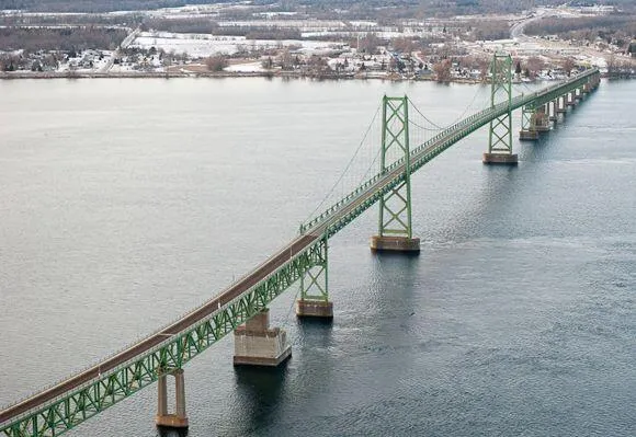 CBP Arrests Fugitive from Justice Wanted for a Bomb Threat to Disney World Ogdensburg, N.Y. Port of Entry.