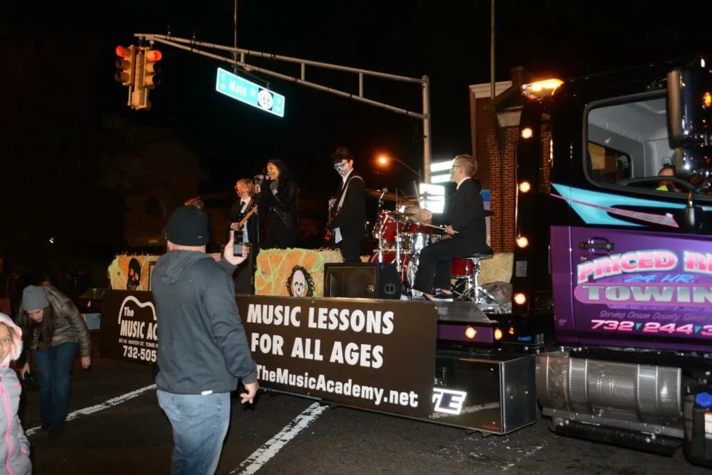 This New Jersey Halloween Parade is One of the Largest in the World This New Jersey Halloween Parade is One of the Largest in the World