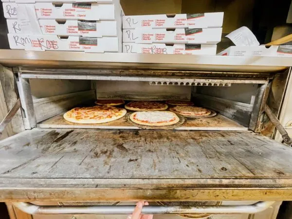 Here are the top 10 highest-rated pizzas in Toms River Here are the top 10 highest-rated pizzas in Toms River