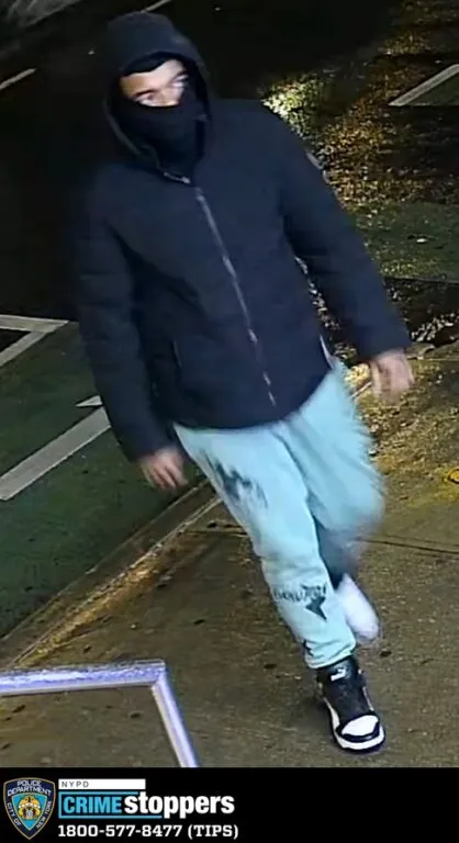 Elderly man hospitalized in unprovoked NYC subway attack Elderly man hospitalized in unprovoked NYC subway attack