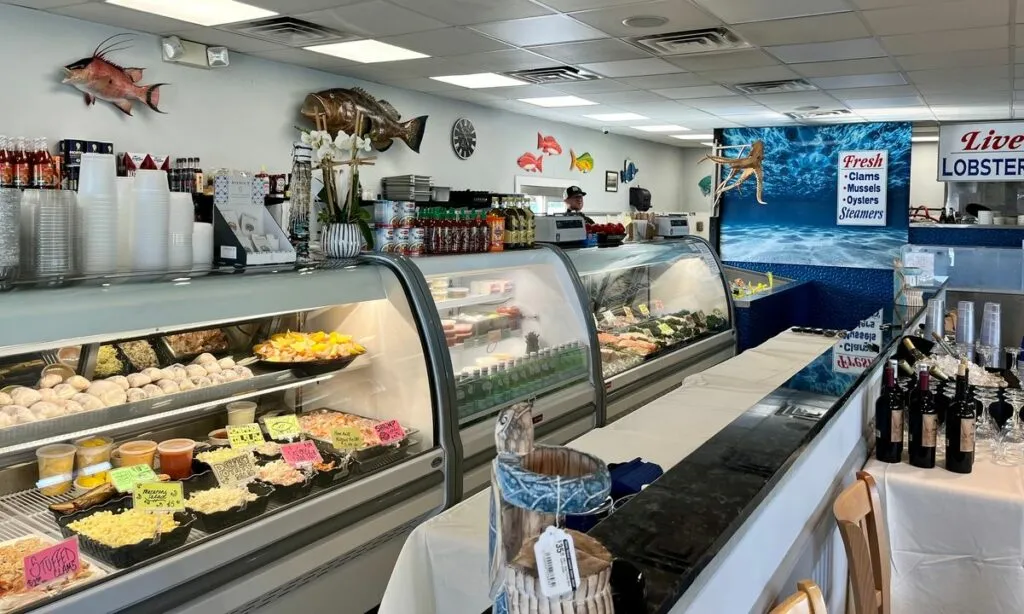 New seafood restaurant moves into former Pisces location in Toms River New seafood restaurant moves into former Pisces location in Toms River