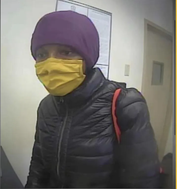 Baltimore Police Release Photos of Female Bank Robbery Suspect Image 11