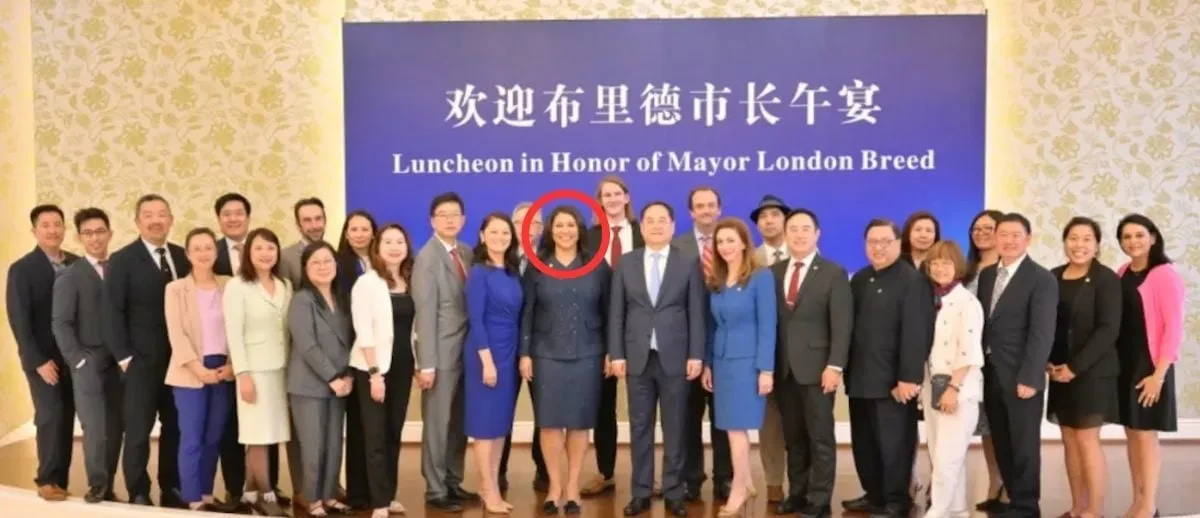 San Francisco Mayor London Breed Dines With, Accepts Stuffed Panda From Chinese Influence Operatives April 18, 2024, San Francisco Mayor London Breed attended a luncheon with Yang Wangming, the head of the UFWD
