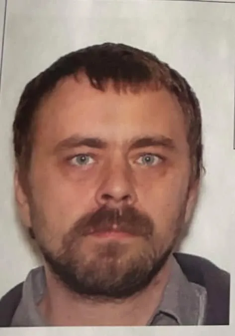 A Psychiatric Patient Has Escaped from a New York Hospital, Police Warn 1 1