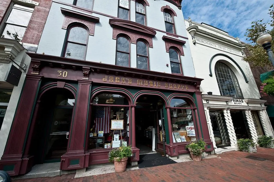 New Jersey's best vintage vinyl record stores are just a short drive away on a rainy day New Jersey's best vintage vinyl record stores are just a short drive away on a rainy day
