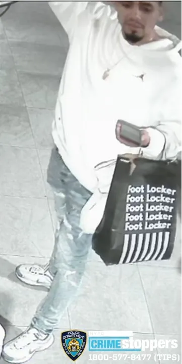 Pickpocket steals wallet on Bronx bus then attempts purchase at Foot Locker Pickpocket steals wallet on Bronx bus then attempts purchase at Foot Locker