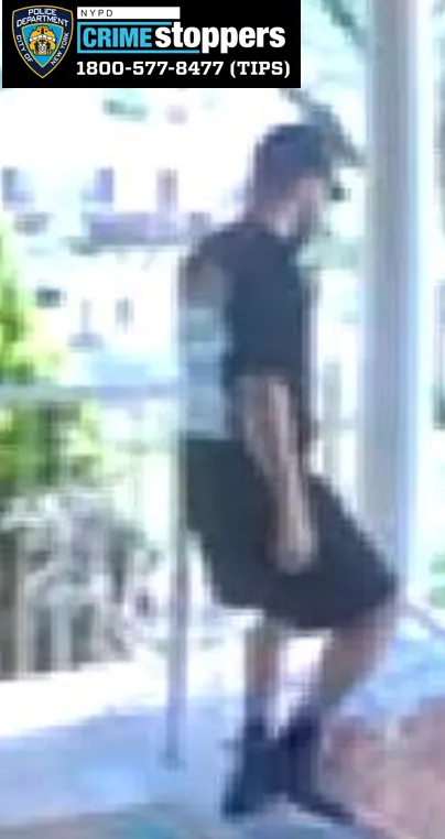 Trio steals $50K in jewelry from Queens home, police say Trio steals $50K in jewelry from Queens home, police say