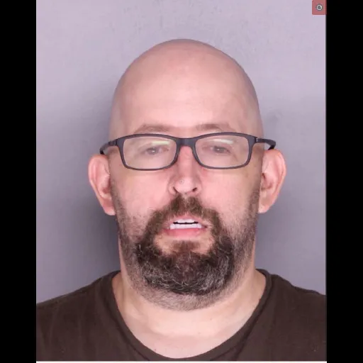 Philadelphia man arrested in Bensalem for attempting to meet minor after online messages Philadelphia man arrested in Bensalem for attempting to meet minor after online messages