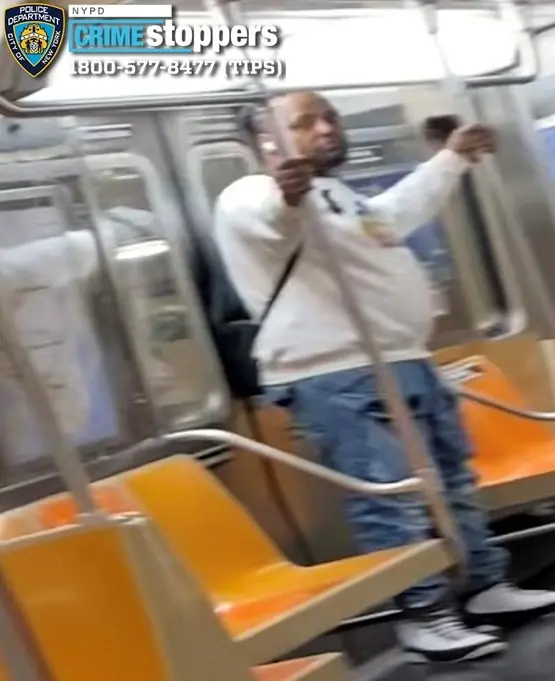 Man wanted for exposing himself on Bronx subway train during morning commute Man wanted for exposing himself on Bronx subway train during morning commute
