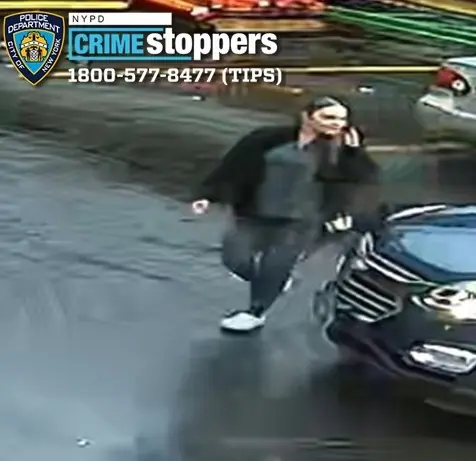 Senior woman attacked in road rage assault in Brooklyn as duo flees in gray sedan Senior woman attacked in road rage assault in Brooklyn as duo flees in gray sedan