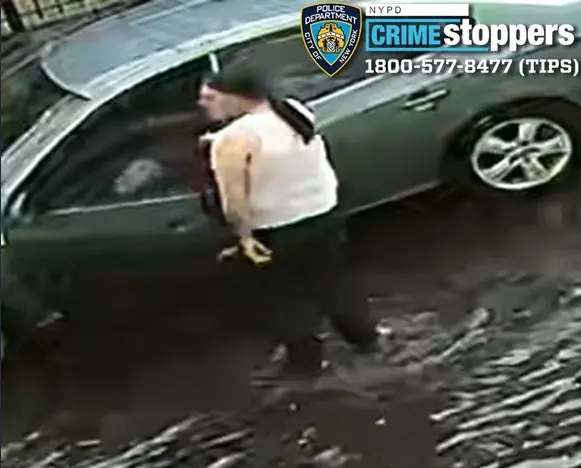 Senior woman attacked in road rage assault in Brooklyn as duo flees in gray sedan Senior woman attacked in road rage assault in Brooklyn as duo flees in gray sedan