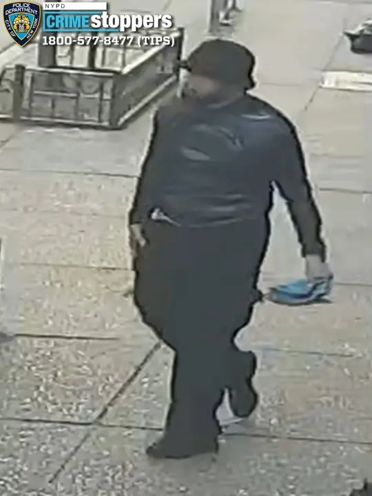 Gunman strikes five Bronx businesses in two-week armed robbery spree Gunman strikes five Bronx businesses in two-week armed robbery spree