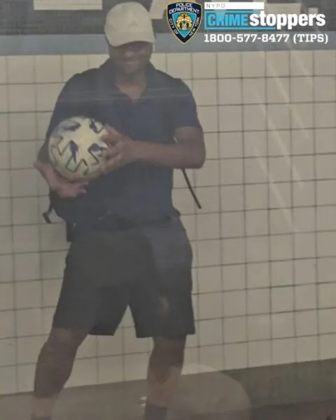 Man sought after lewd act on Queens subway platform Man sought after lewd act on Queens subway platform