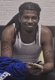 DC police release photo of man wanted in assault on officer DC police release photo of man wanted in assault on officer
